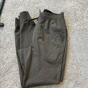 Lululemon Men's Olive Jogger Pants